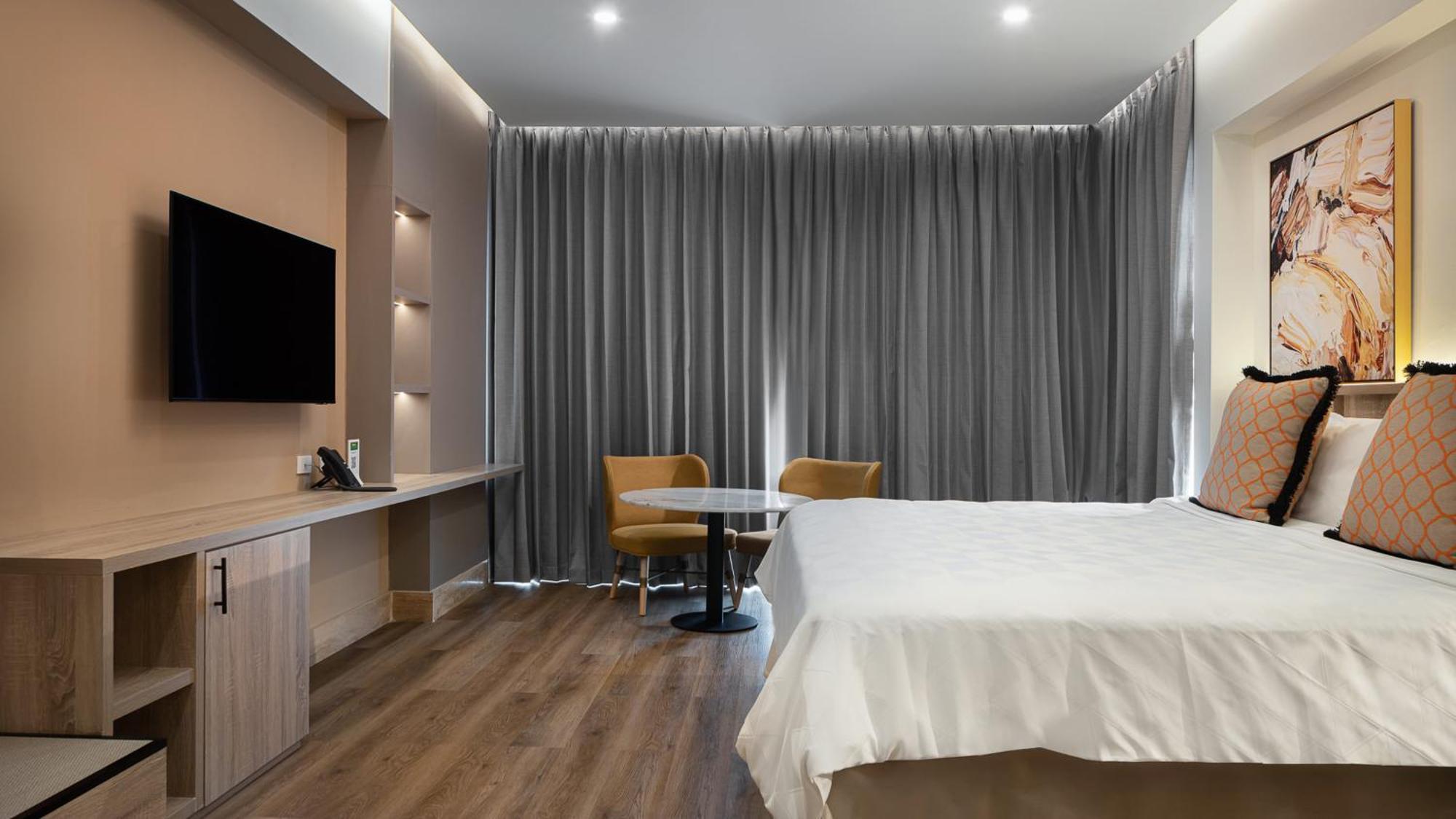 홀리데이 인 산토 도밍고 호텔 앤 스위트 산토도밍고 외부 사진 A room at the hotel